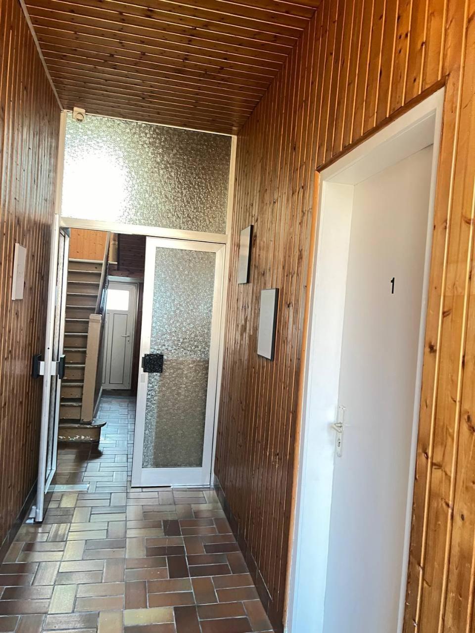 Koblenz Corner Rooms Luaran gambar